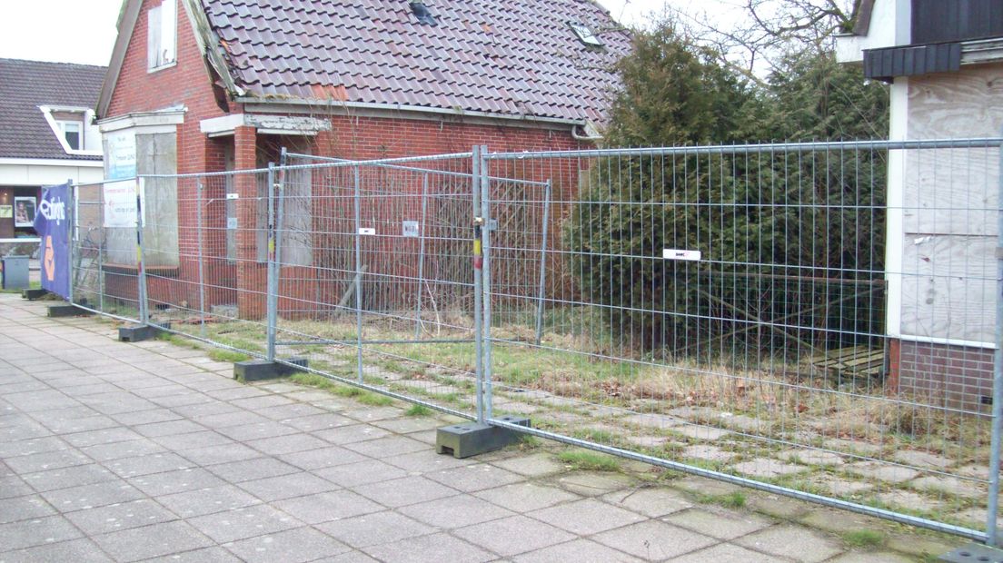 Vervallen panden in Nieuw-Roden