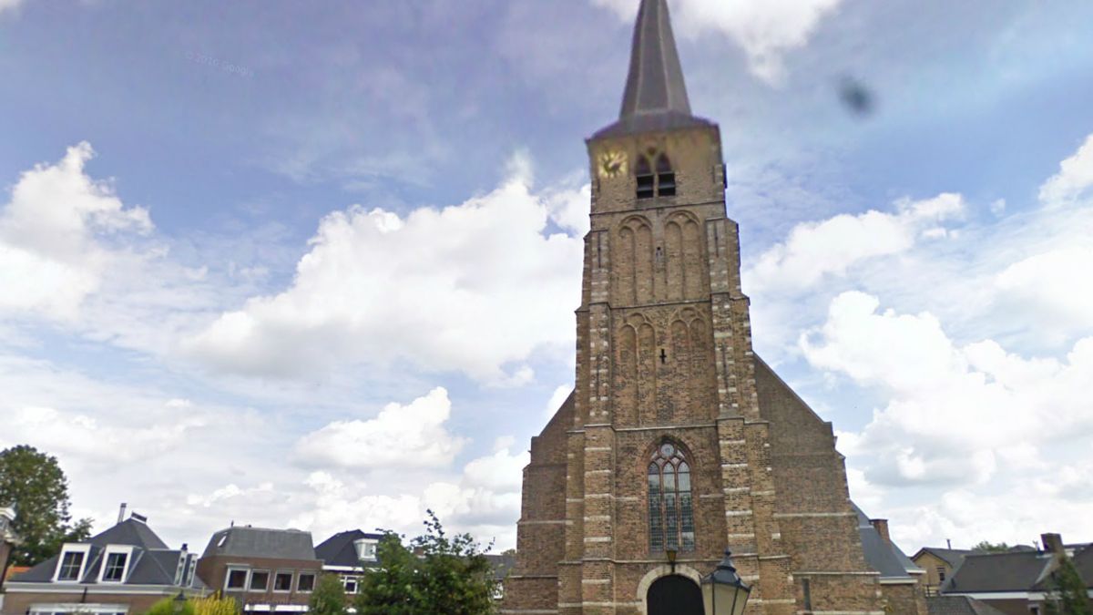 Waarom staat er altijd een haantje op de toren van de kerk? - Rijnmond