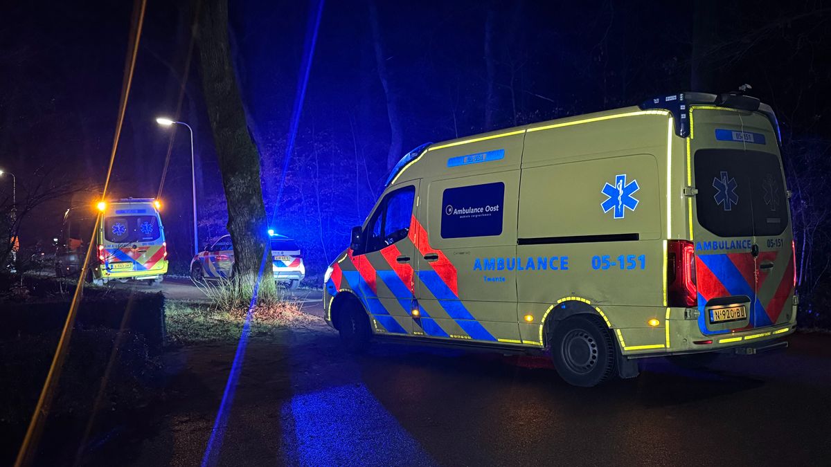Fietser onaanspreekbaar na botsing in Rijssen