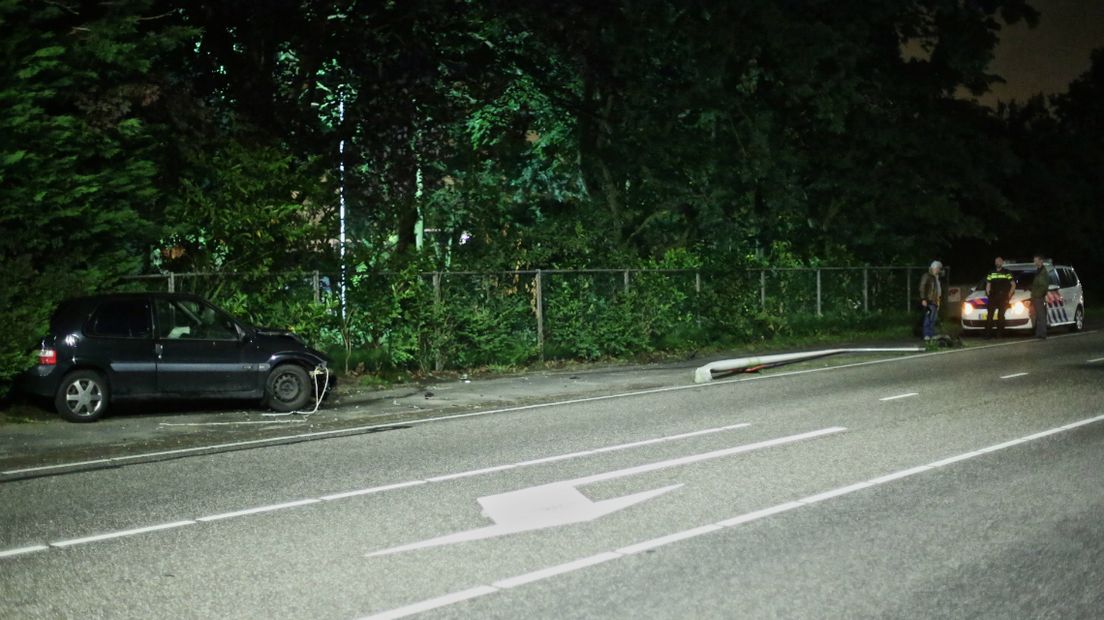 De bestuurder van de auto raakte de macht over het stuur kwijt.