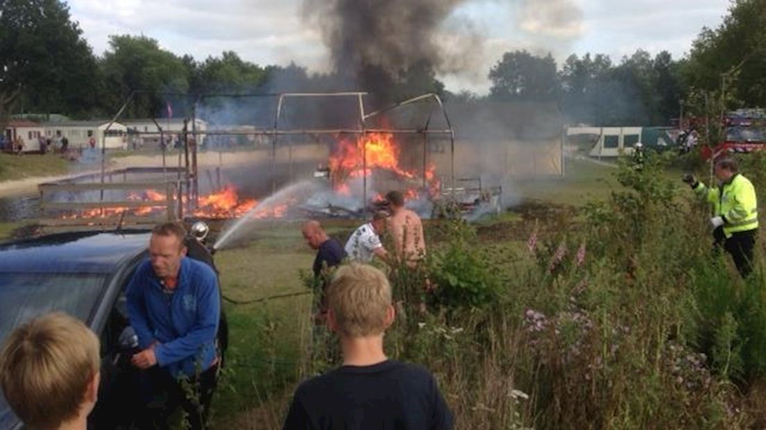 Tent ontploft op camping Stoetenslagh Rheezerveen