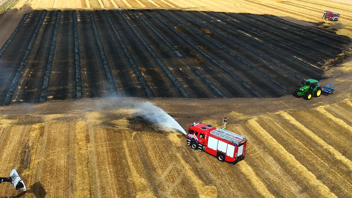 Brand op akkers bij Aalden, Beilen en Eursinge, campinggasten moeten schuilen