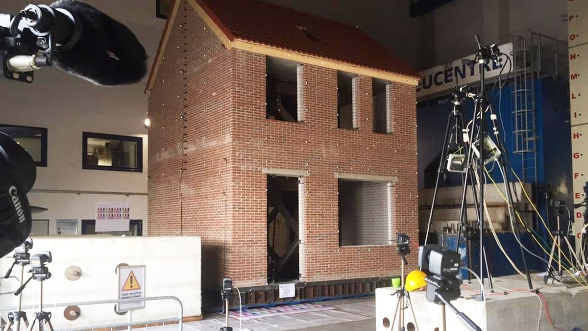 Gronings huis trilt in Italië RTV Noord