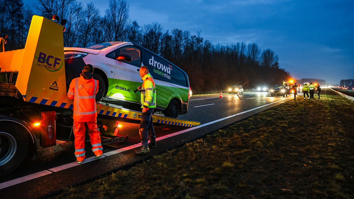 Botsing op de A7 bij Terwispel