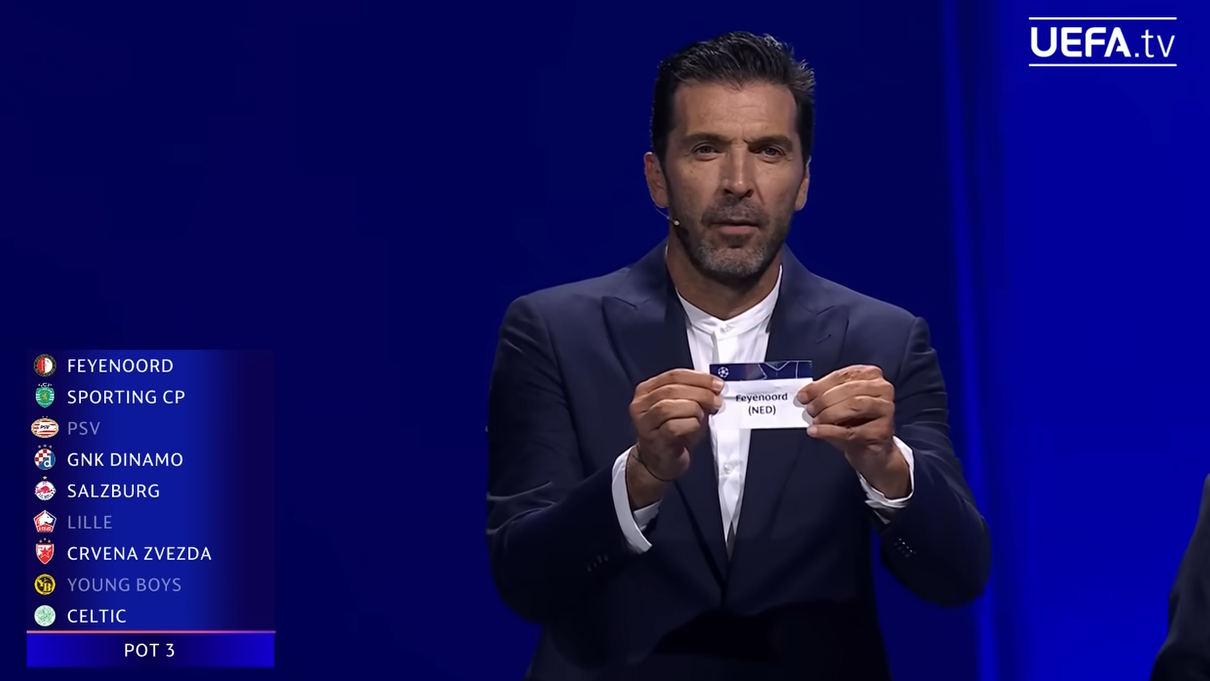 Het moment dat Feyenoord vorig jaar uit de koker kwam