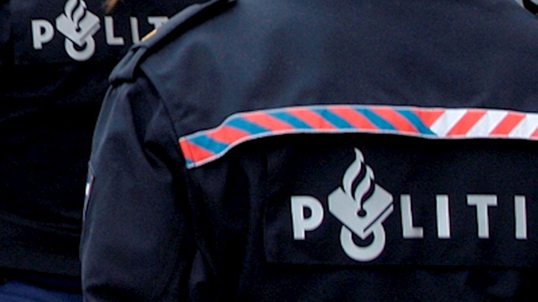 Celstraffen voor mishandelen agenten