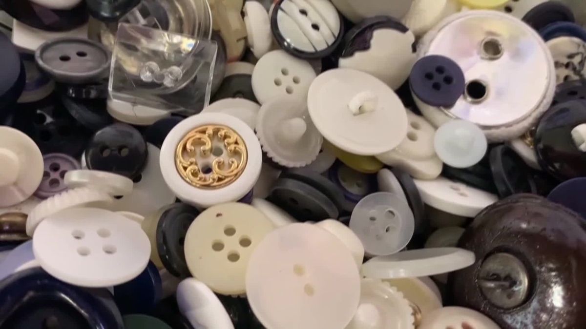 Jeroen Krabbé is op zoek naar anderhalf miljoen knopen voor een