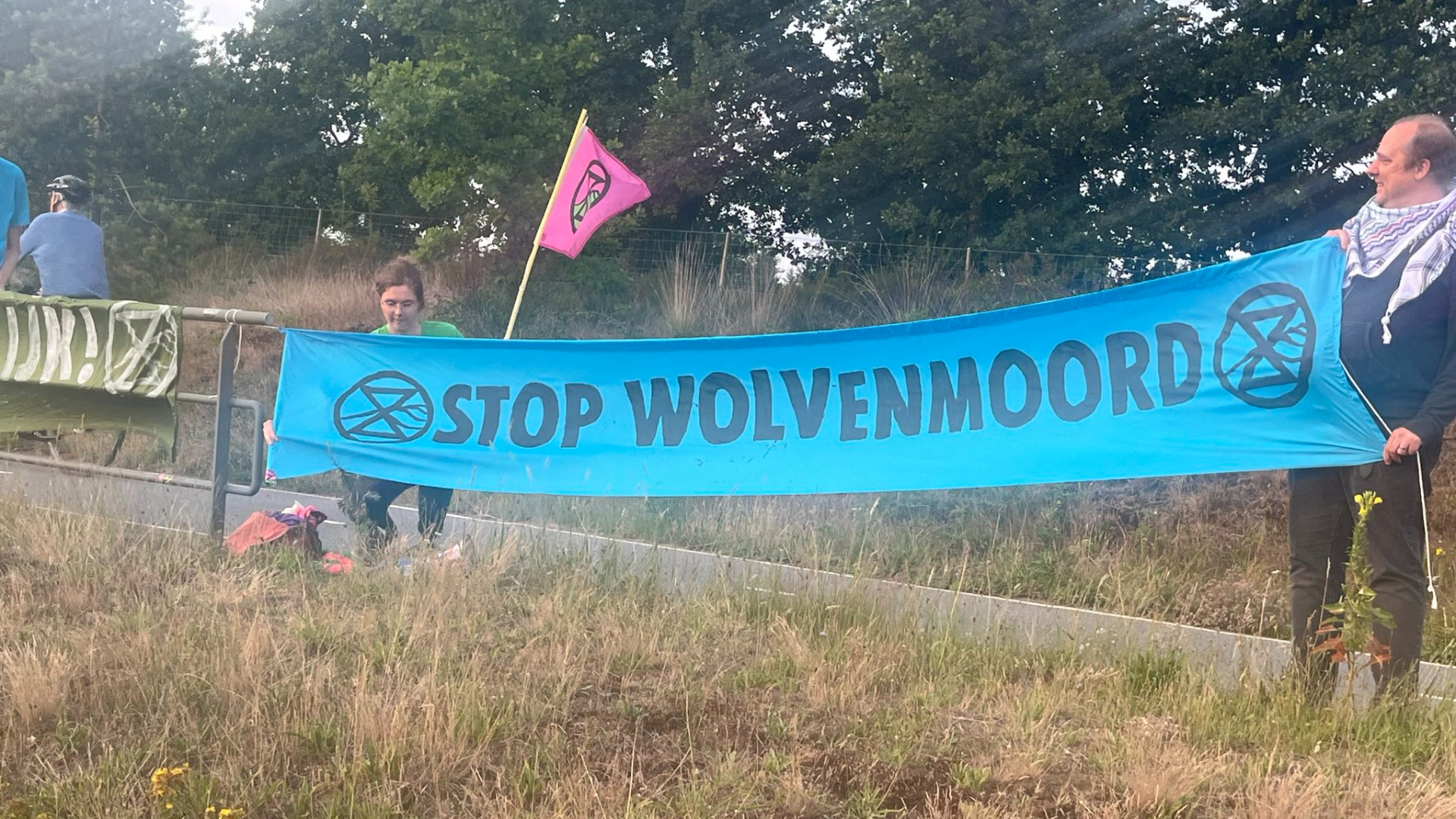 Protest tegen afschieten van probleemwolf in Maarn