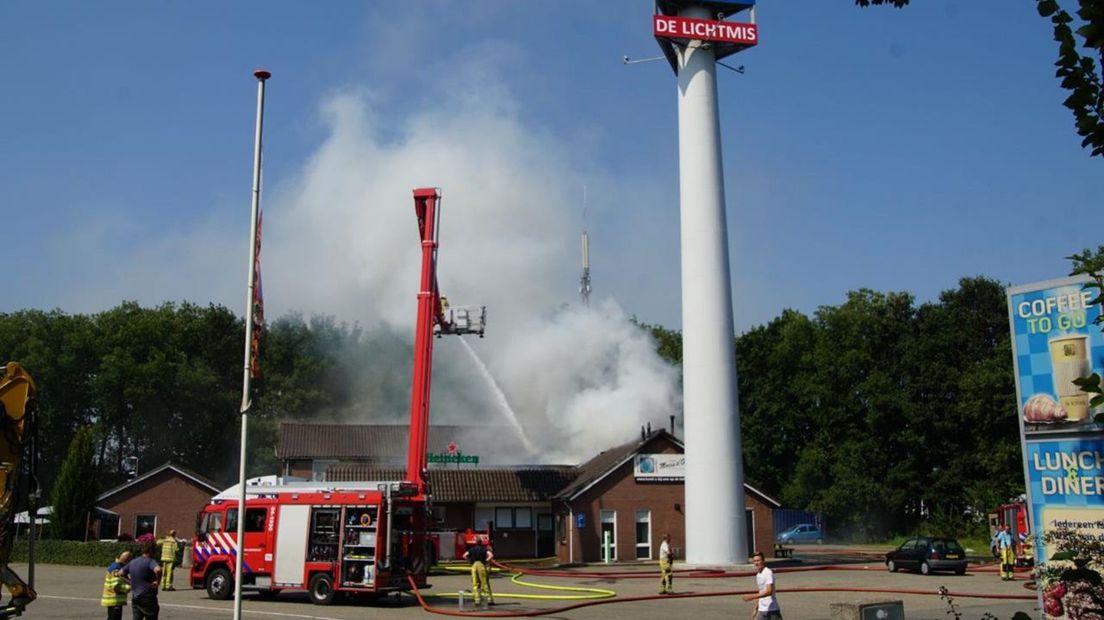 Grote brand bij wegrestaurant De Lichtmis