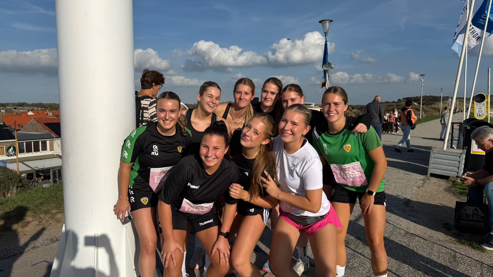 Deze vriendinnen lopen de 10 kilometer van de Ladiesrun