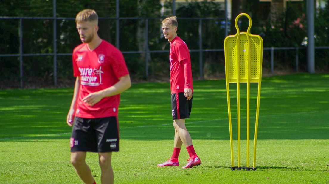 Václav Cerný op het trainingsveld bij FC Twente