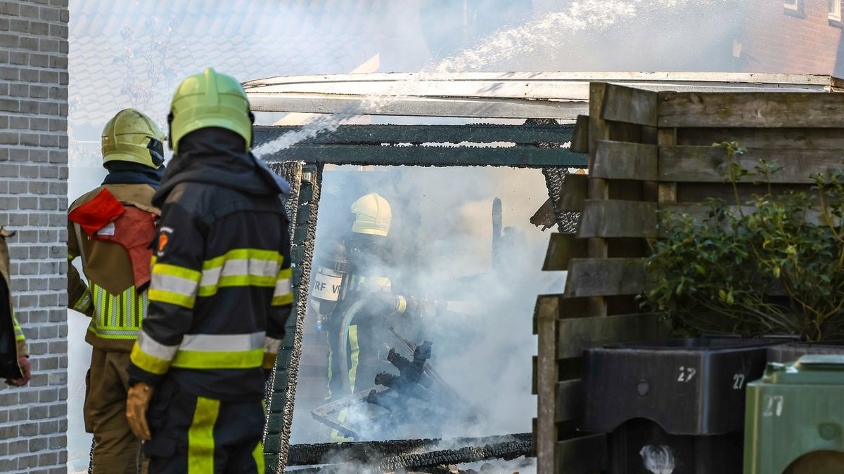 Schuur in Mildam volledig afgebrand
