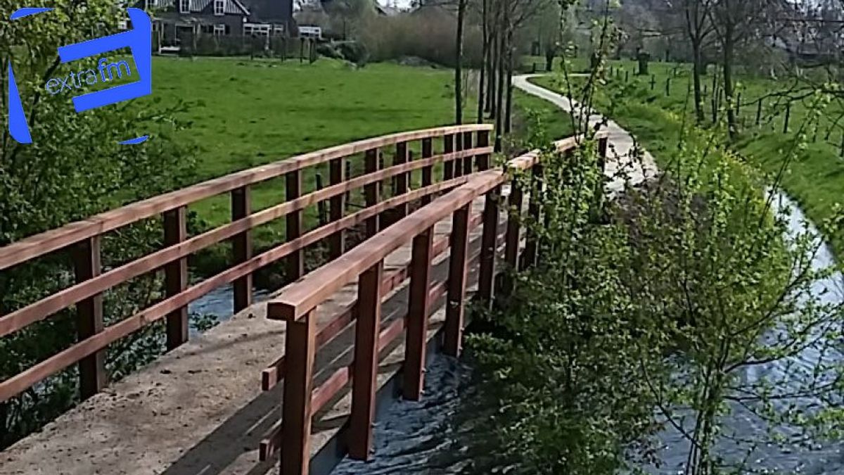 Altforst is een pareltje rijker: 40 jaar oude houten brug vervangen