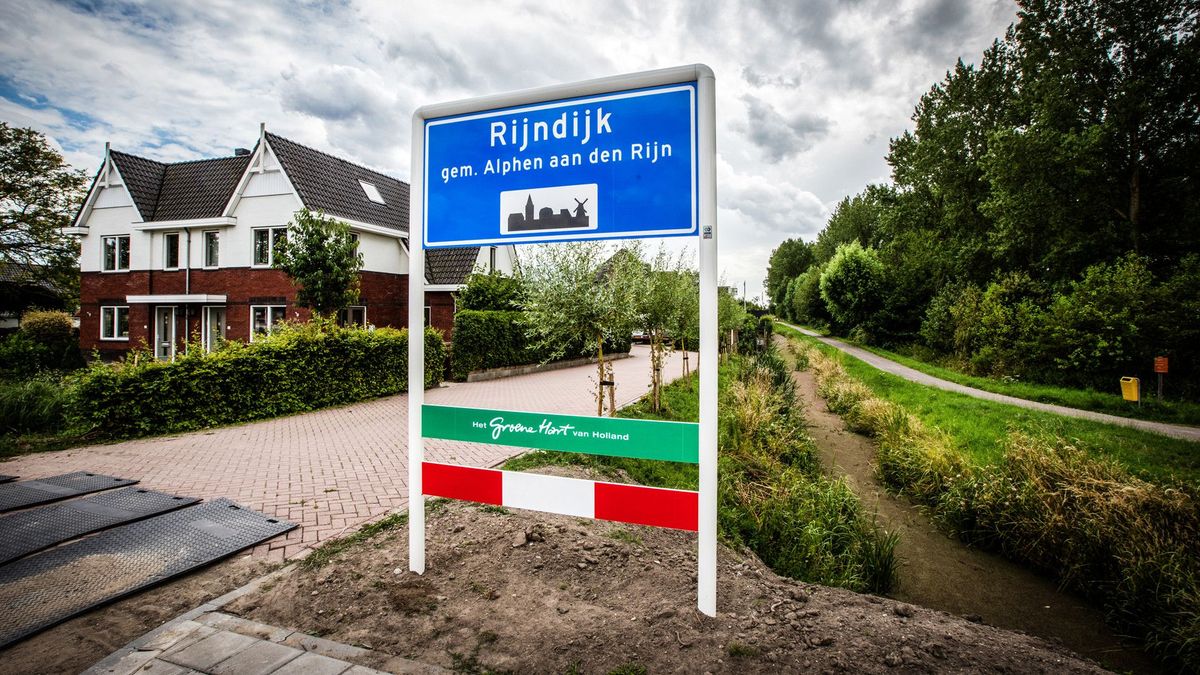 Geblunder met nieuw plaatsnaambord, Hazerswoude vergeten