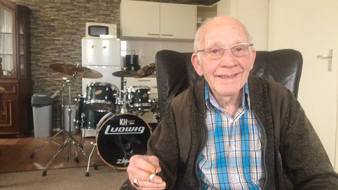 Klaas Hummel stopt na 72 jaar drummen (Rechten: RTV Drenthe)