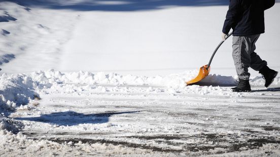 Haal de slee maar van zolder, Overijsselse straten kleuren wit Nieuws
