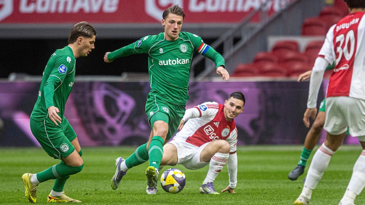 Blaffend FC Groningen bijt niet: Ajax met 2-0 te sterk