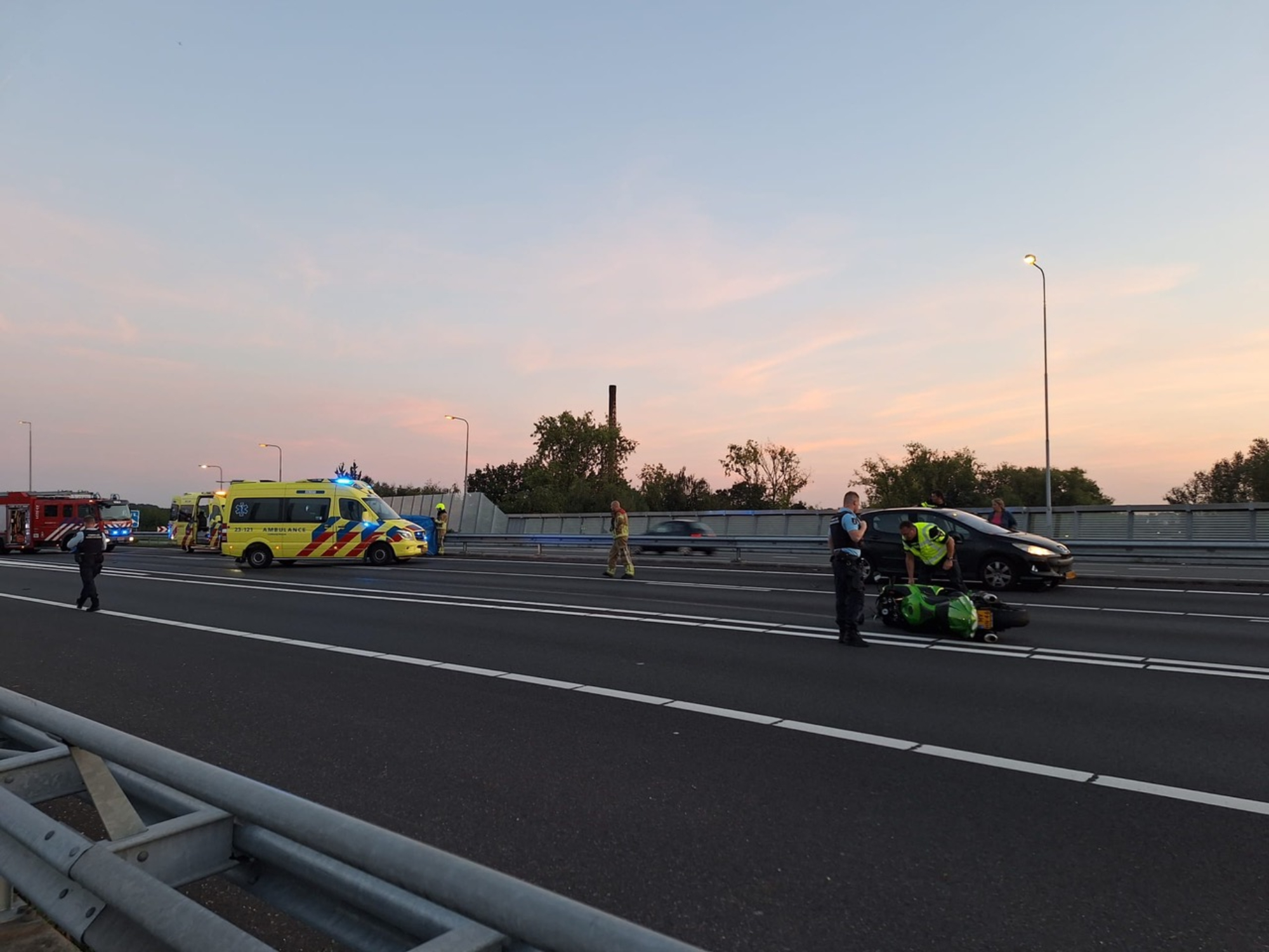 Motorrijder Ernstig Gewond Bij Ongeval Met Auto's Op A73 - 1Limburg