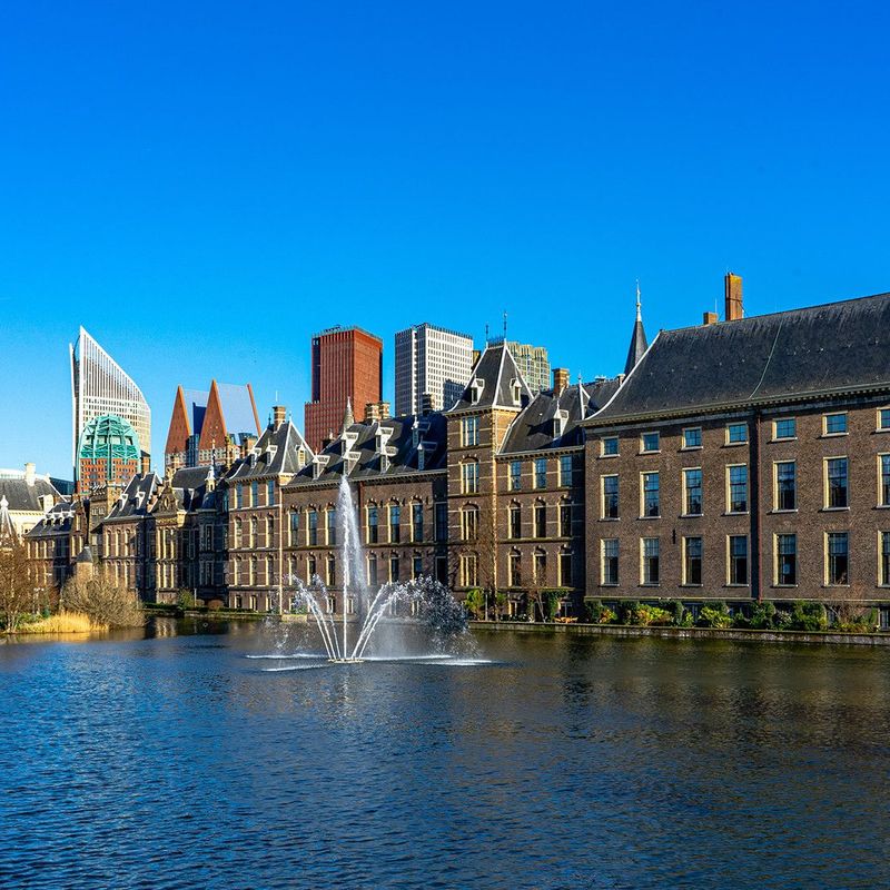 binnenkijken-in-de-tr-veszaal-en-het-torentje-kan-op-binnenhof-online