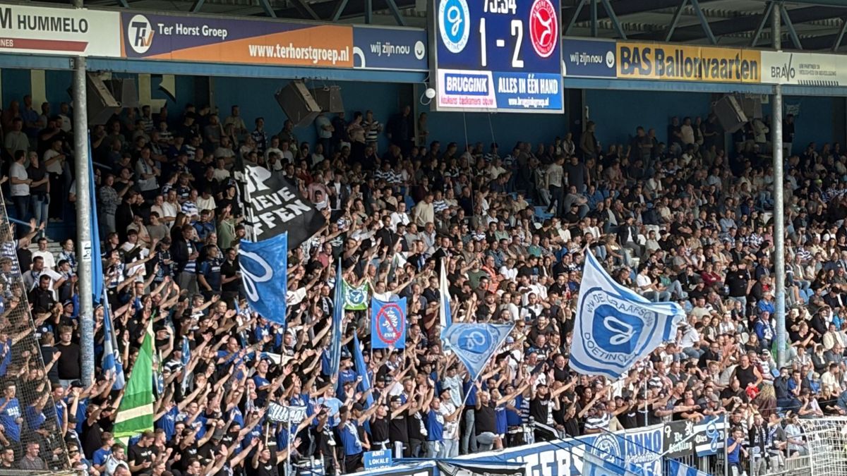 LIVE | Aanvallend Graafschap op jacht naar volle buit tegen nummer vier Almere