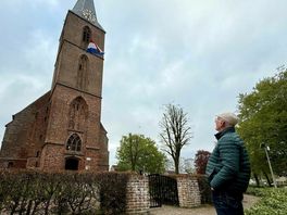 Vlag kan weer uit bij Stefanuskerk in Beilen: 'Een simpele beweging'