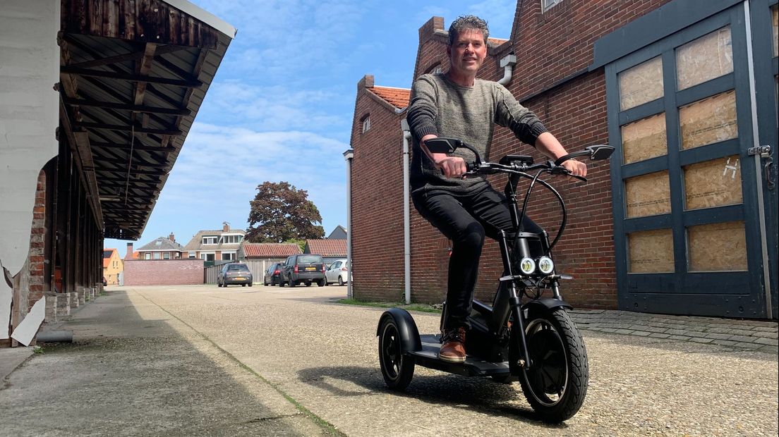 Martin Vossebeld uit Borne op z'n eigen ontworpen Joiny