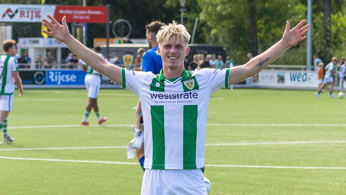 Kloetinge knokt zich naar felbegeerde zege in topper en blijft koploper