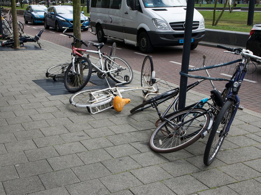 Omgewaaide fietsen - Foto :  Leanne Gerritsen