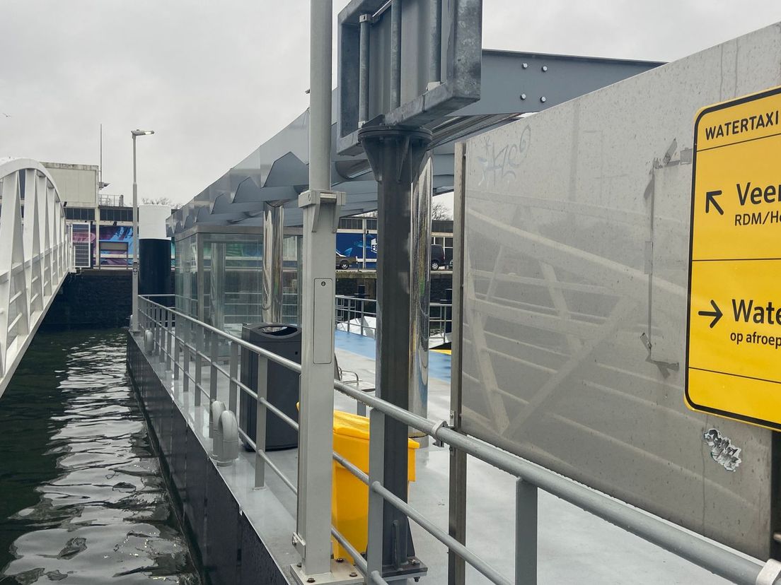 Nieuw ponton Marconistraat