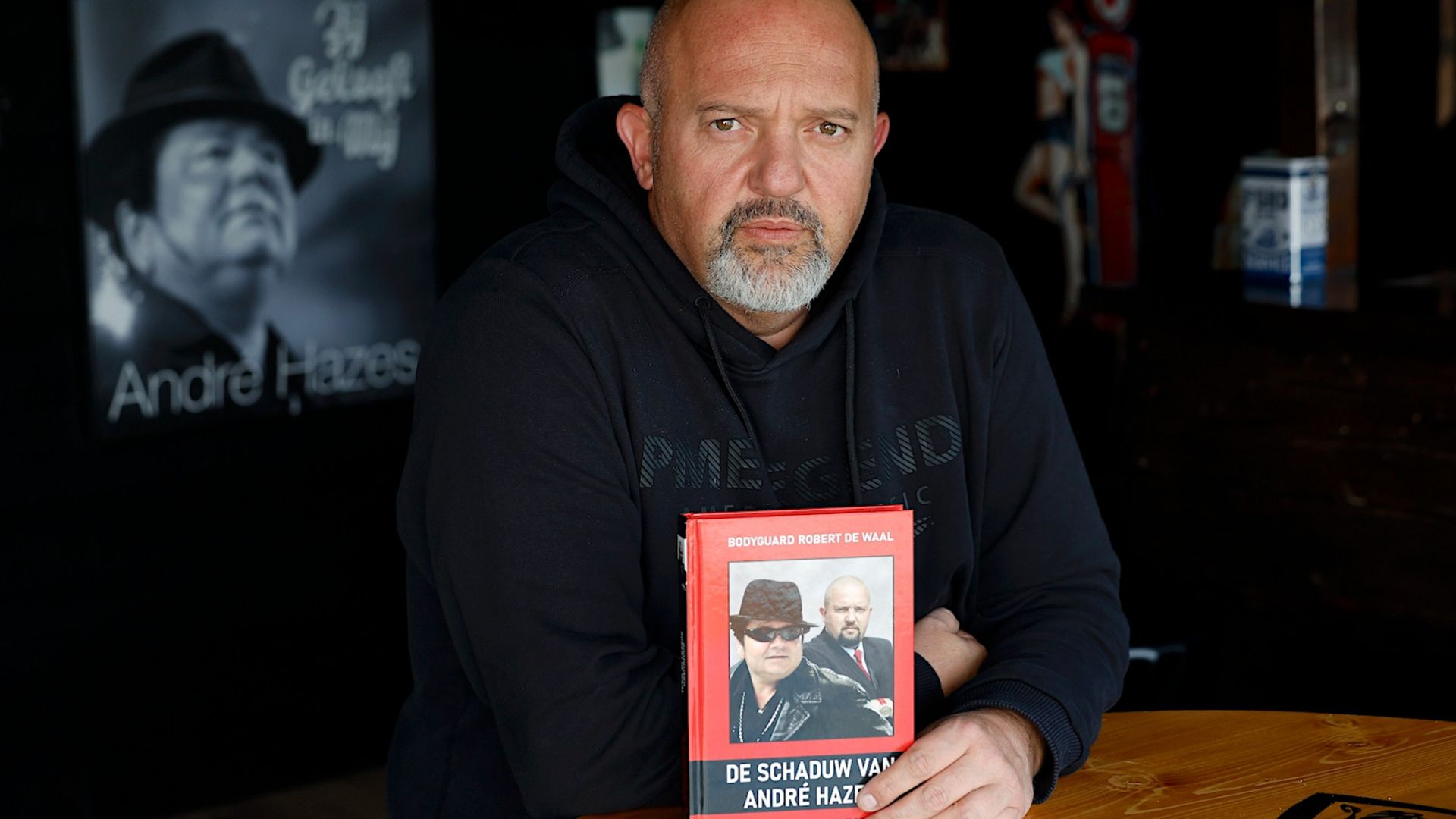 Twintig jaar na dood van André Hazes: 'We zaten dag en nacht samen in