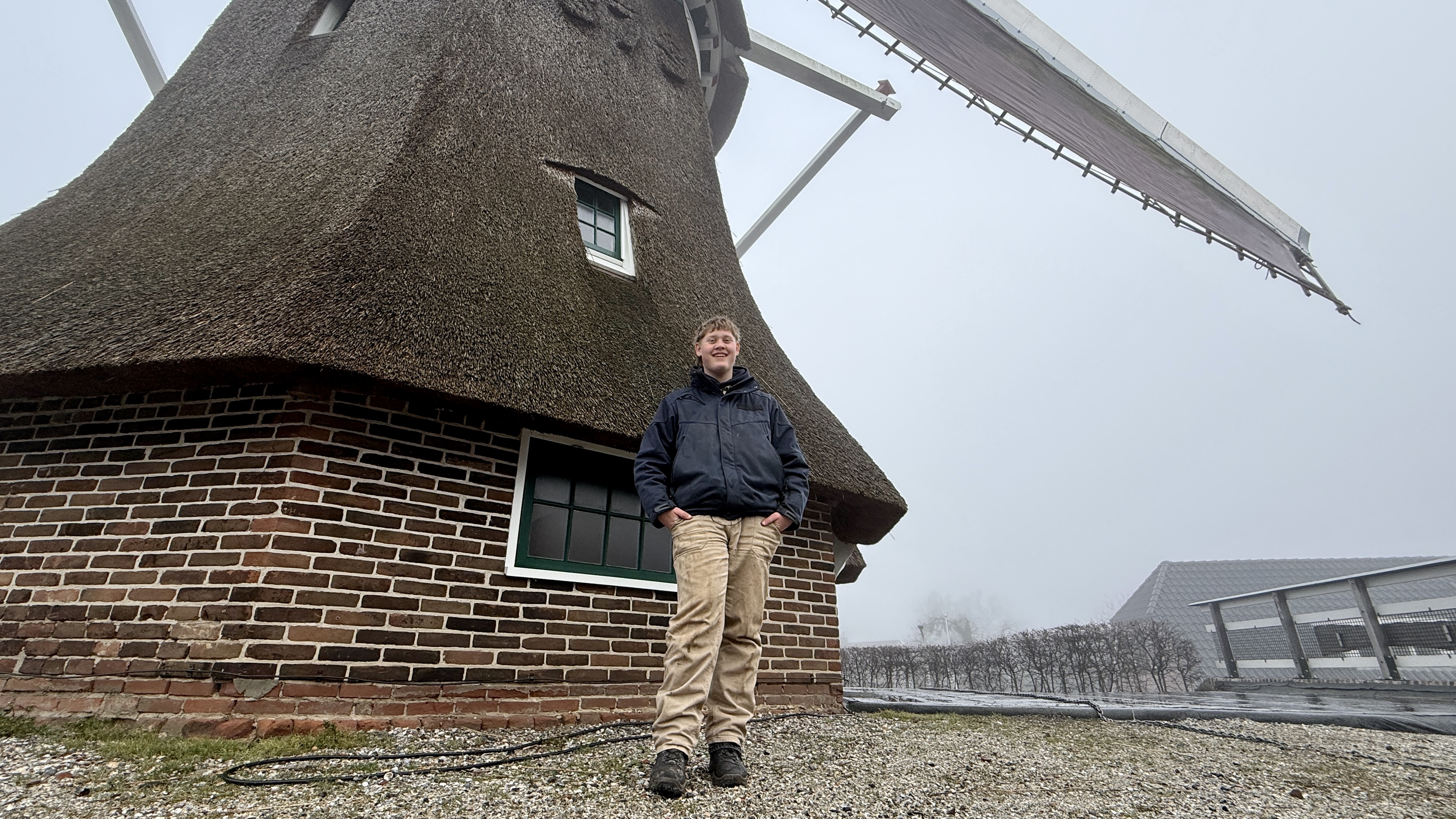 Bijzondere bijbaan voor een 14-jarige: Olivier is molenaar in Zuidwolde