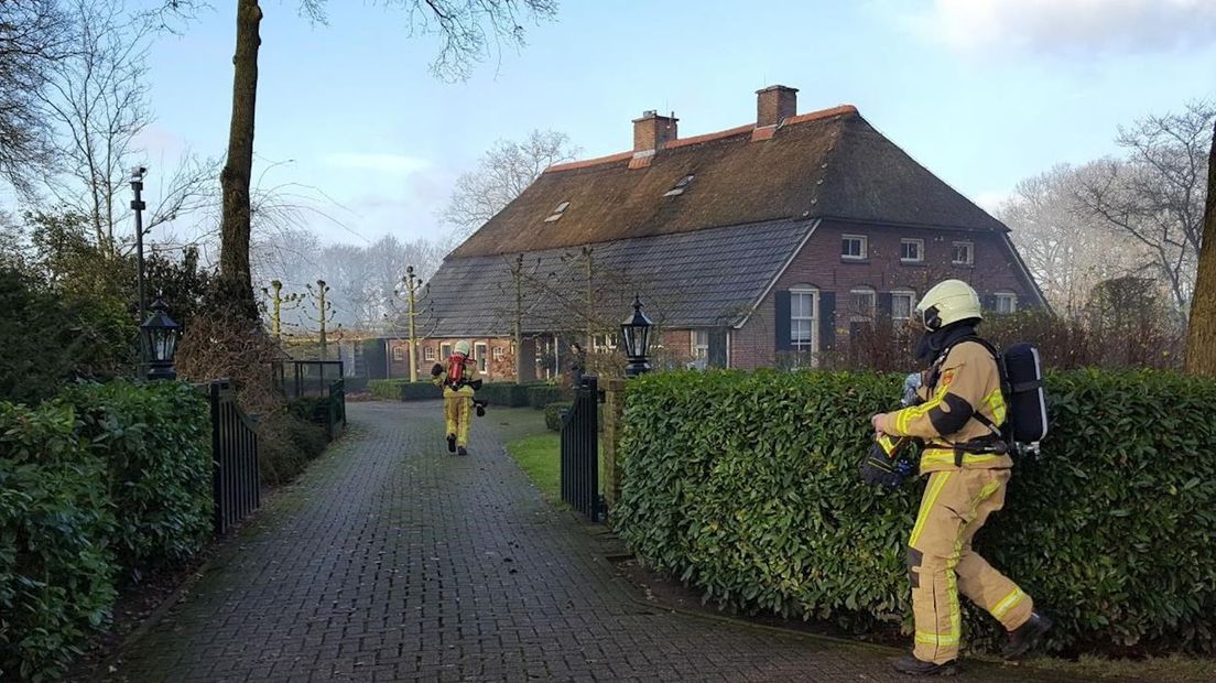 Brandweer van Goor en Markelo uitgerukt voor schuurbrand