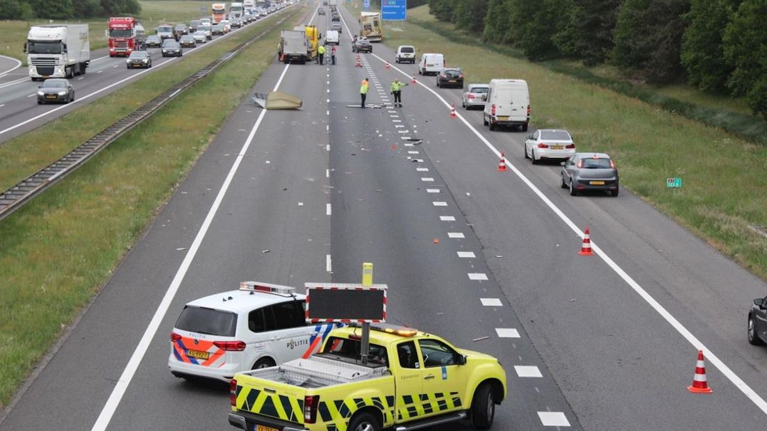 Ongeluk op A1 veroorzaakt lange file tijdens ochtendspits