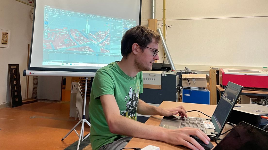 Thomas Kole werkt aan 3D software die nieuwe gebouwen in een bestaande omgeving kan projecteren