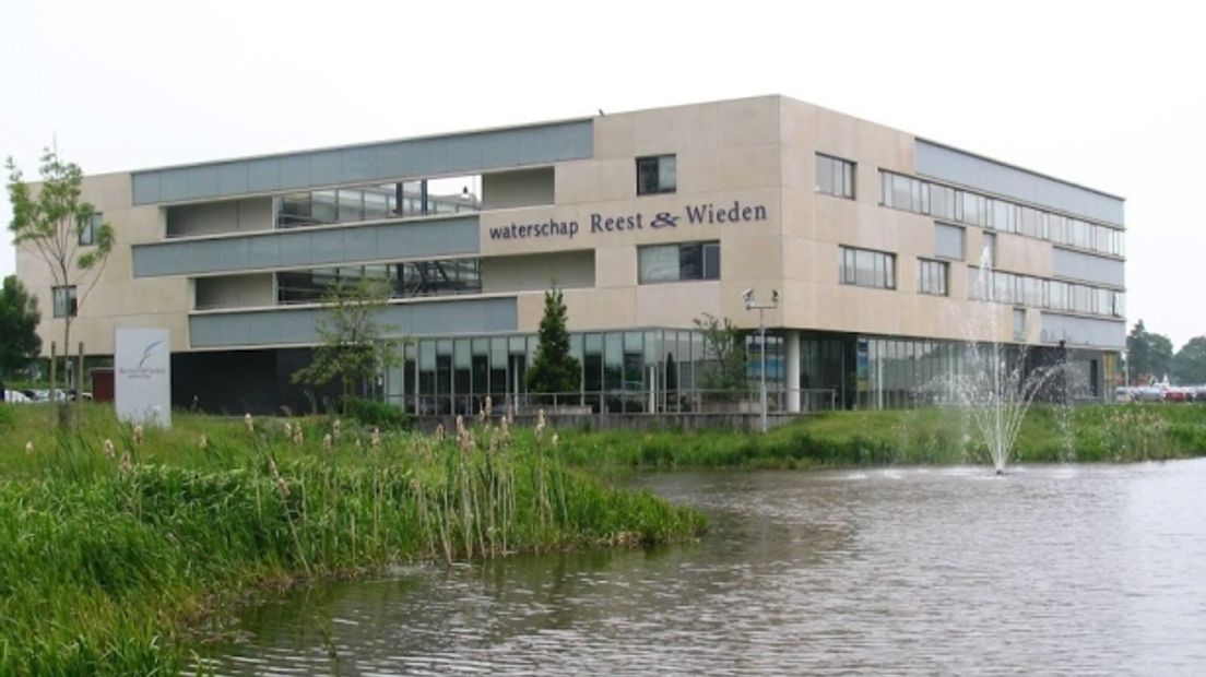 Het waterschap Reest en Wieden is begonnen met werkzaamheden in Panjerd-Veeningen (Rechten: archief RTV Drenthe)
