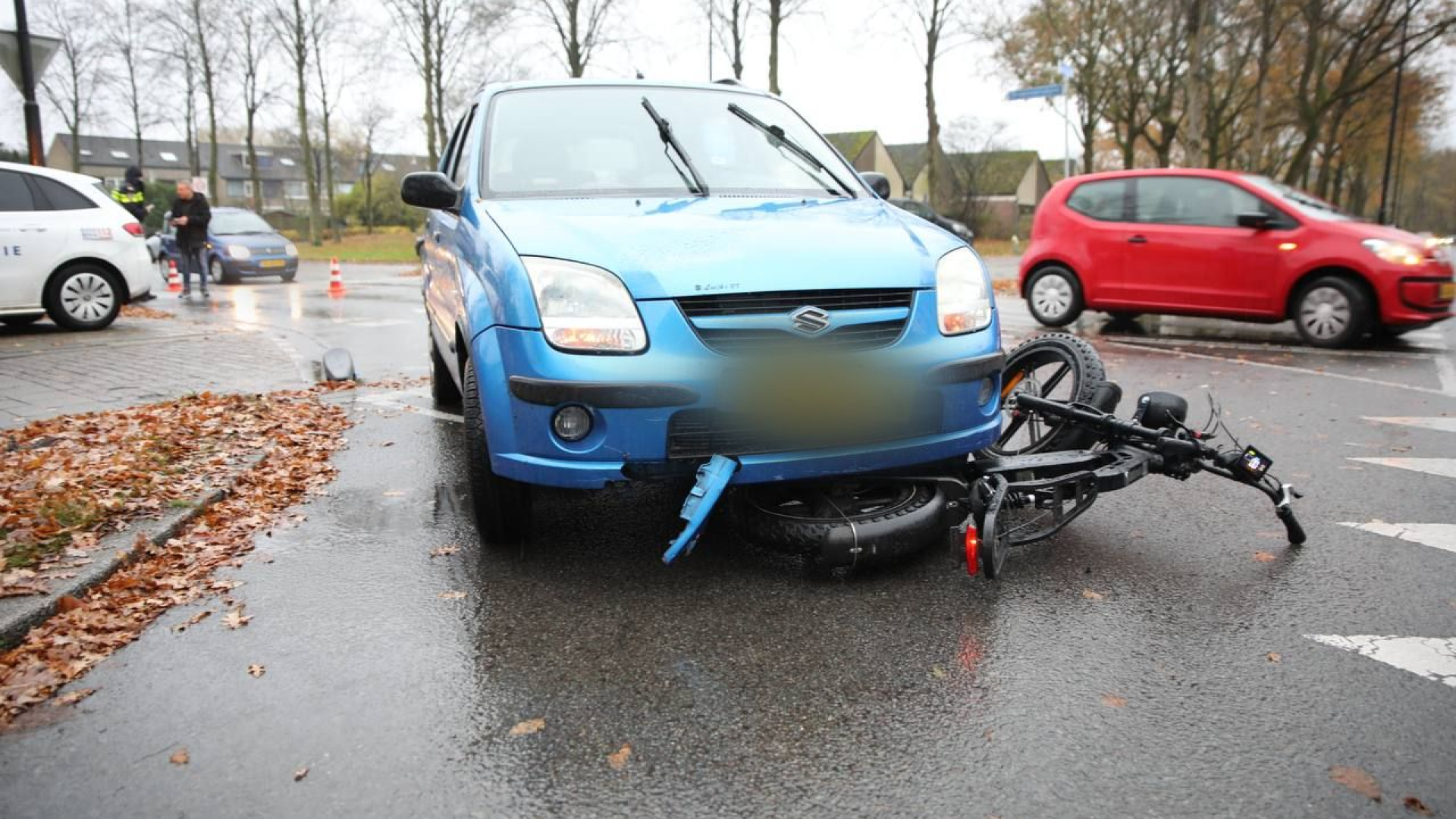 Aanrijding tussen auto en fatbike in Apeldoorn.