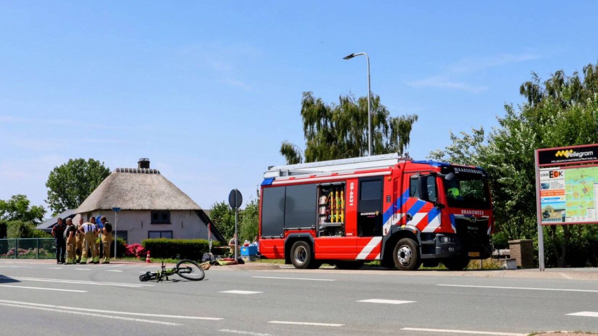 Vrouw (61) uit Apeldoorn overleden na aanrijding op kruising