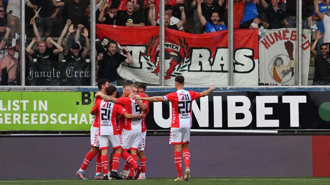 FC Emmen viert