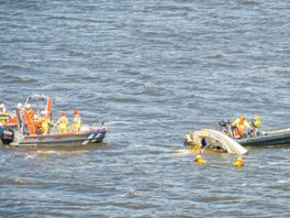 112-nieuws: Twee mensen uit water gehaald na omslaan zeilboot op Grutte Brekken