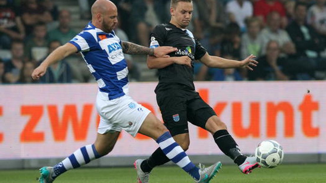 Bryan Smeets werd vorige week na de wedstrijd tegen PEC Zwolle geconfronteerd met vreselijk nieuws. Een goede vriend was plotseling overleden. 'Fysiek ben ik in orde, maar in mijn koppie niet', zegt de middenvelder van De Graafschap