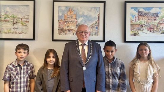 Hofland blijft voorlopig eerste burger in de mosterdstad