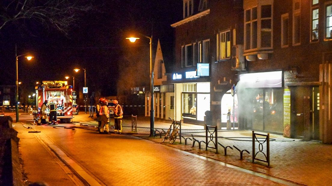 De brand zorgde voor veel rook