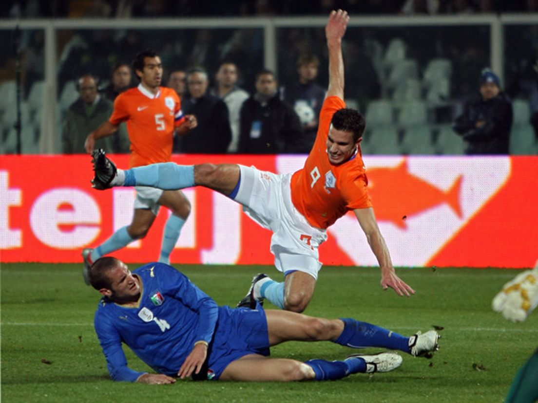 RobinvanPersie.cropresize.tmp.jpg