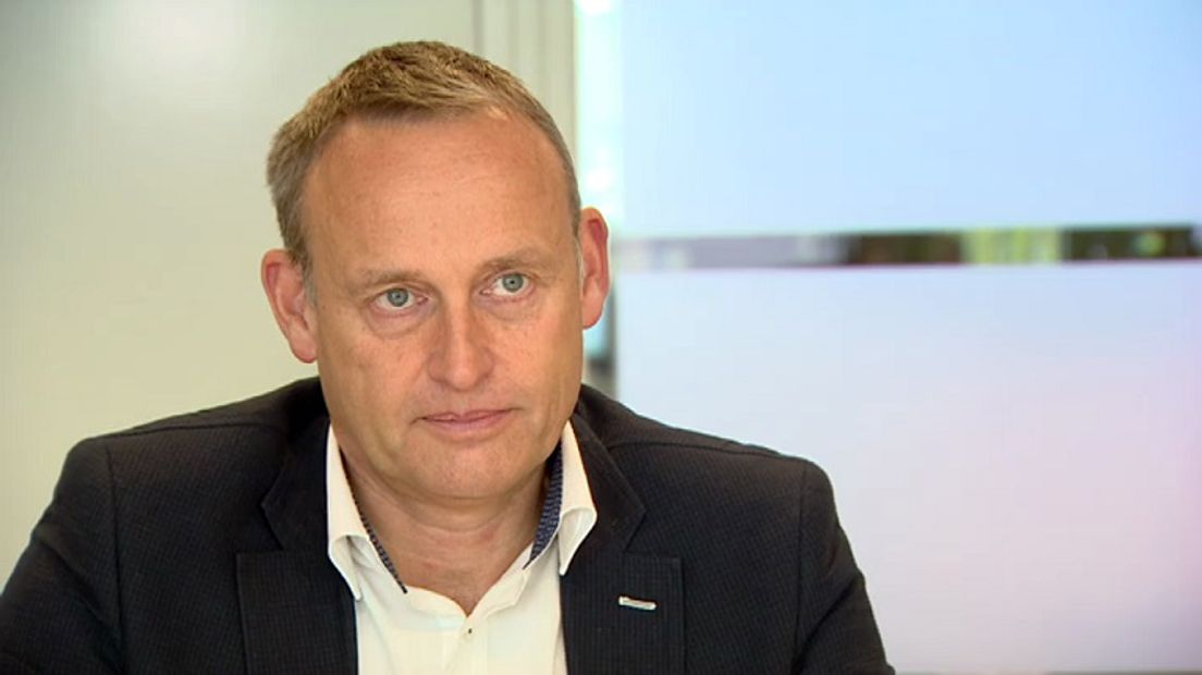 Wethouder Jan Bos van Wakker Emmen maakt zich zorgen over de betaalbaarheid van de zorgverzekering (Rechten: RTV Drenthe)