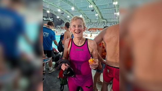 Christine (75) verbreekt een Europees zwemrecord dat ruim 20 jaar stond