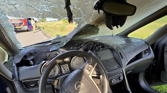 Brand in auto op carpoolplaats Gasselte Brand in auto op carpoolplaats Gasselte