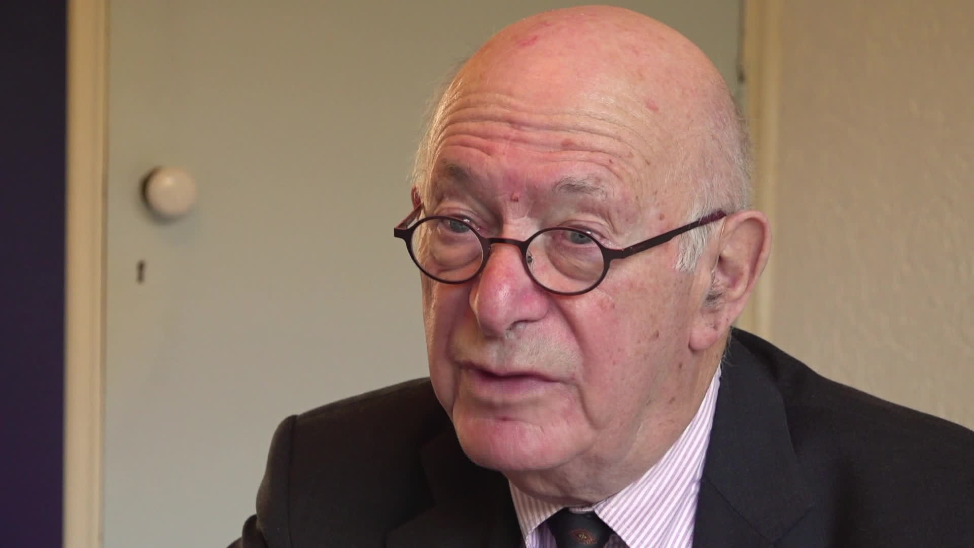 Het geweten van een stad - Leendert Overduin in Enschede - RTV Oost