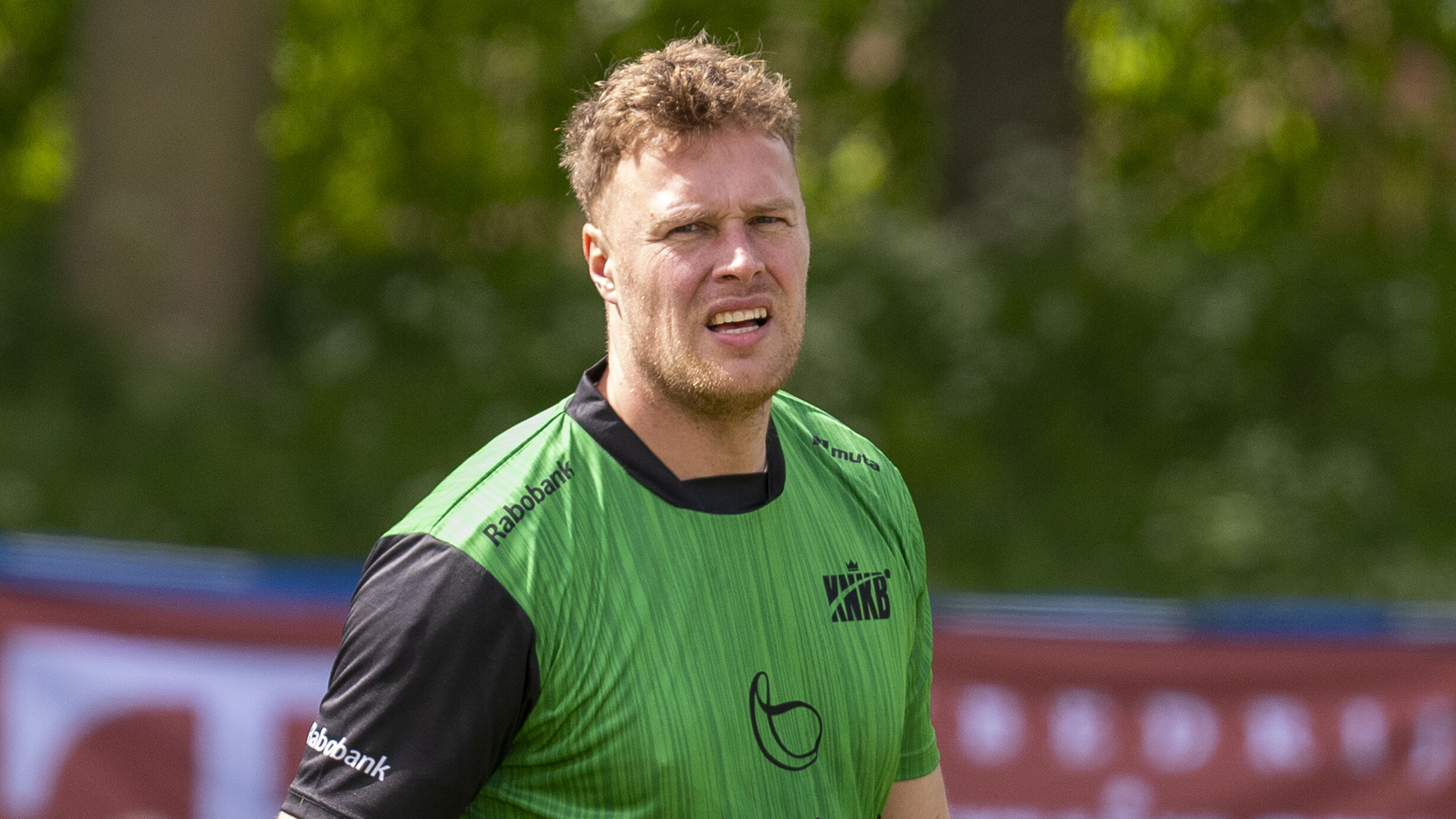 Wer reade kaart op it keatsfjild: Patrick Scheepstra neamt skiedsrjochter "mafklapper"