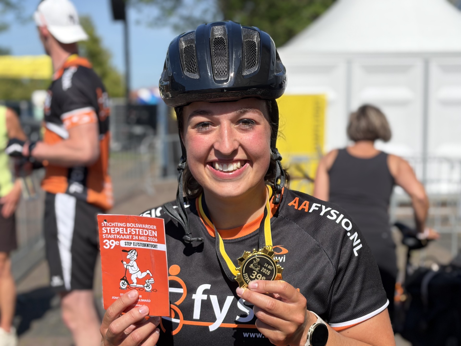 De eerste vrouw bij de Stepelfstedentocht is Lonneke Zijlstra