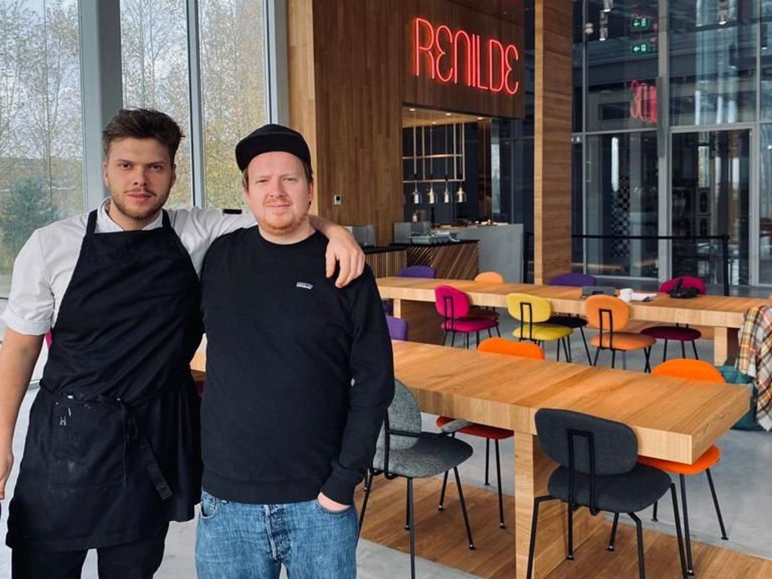 Rokus heeft een tijd voor Jim gewerkt bij De Jong in De Hofbogen. Daarna hebben de broers samengewerkt bij restaurant Renilde, voordat Rokus zijn eigen restaurant opende.